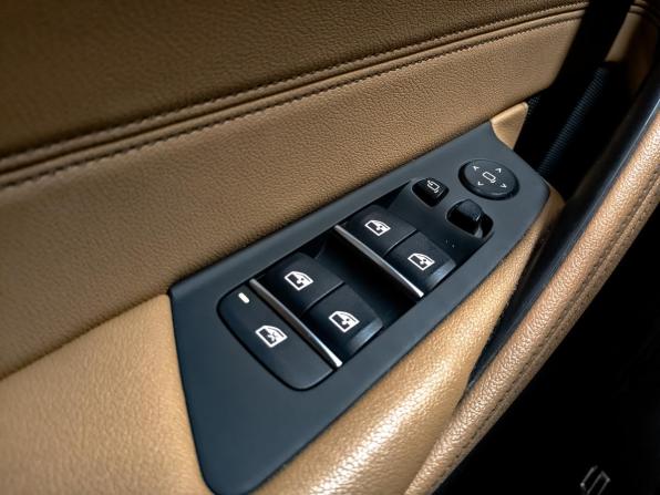 BMW 5 серии VII (G30/G31/G38) Рестайлинг с пробегом 2021 года, цена 3 300 000 рублей, 182448 км, седан, Автокод Объявления
