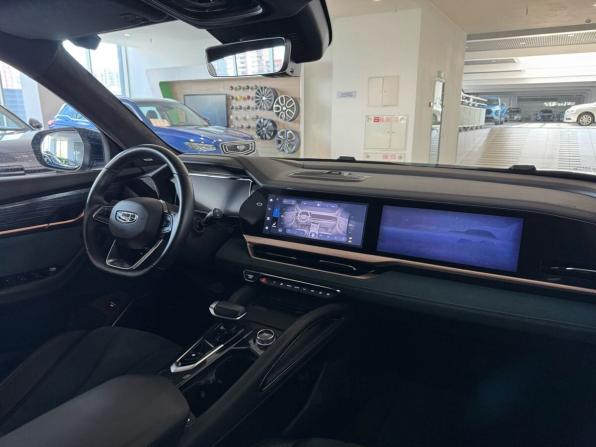 Geely Monjaro I с пробегом 2024 года, цена 3 180 000 рублей, 56524 км, внедорожник, Автокод Объявления