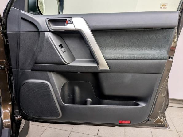 Toyota Land Cruiser Prado 150 Series Рестайлинг 2 с пробегом 2020 года, цена 5 999 000 рублей, 54239 км, внедорожник, Автокод Объявления