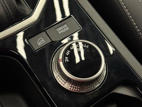 Mitsubishi L200 VI с пробегом 2025 года, цена 5 075 000 рублей, 10 км, offers.body_type.unknown, Автокод Объявления