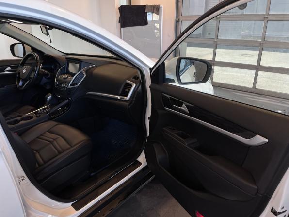 Dongfeng AX7 I с пробегом 2017 года, цена 1 290 000 рублей, 76913 км, внедорожник, Автокод Объявления