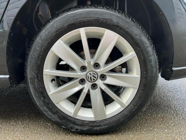 Volkswagen Polo V Рестайлинг с пробегом 2016 года, цена 900 000 рублей, 173531 км, седан, Автокод Объявления