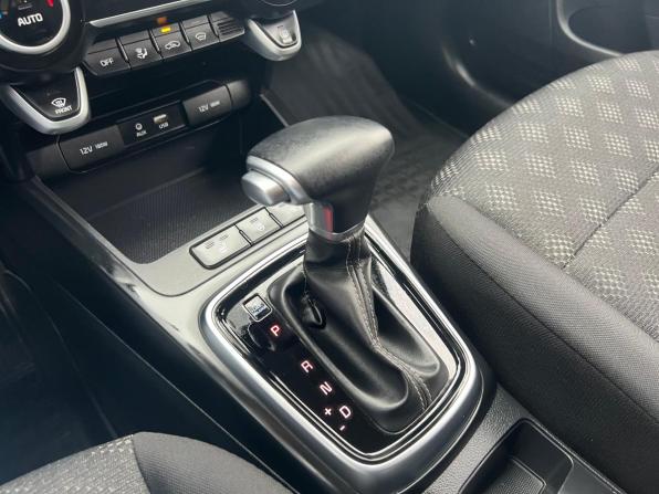 Kia Rio IV с пробегом 2019 года, цена 1 685 500 рублей, 90155 км, хэтчбек, Автокод Объявления
