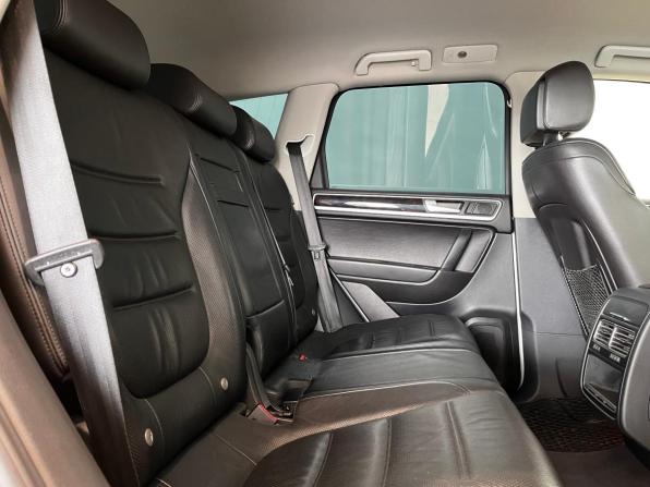 Volkswagen Touareg II с пробегом 2013 года, цена 2 350 000 рублей, 219006 км, внедорожник, Автокод Объявления