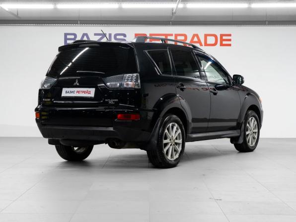 Mitsubishi Outlander II Рестайлинг с пробегом 2011 года, цена 1 030 000 рублей, 215966 км, внедорожник, Автокод Объявления