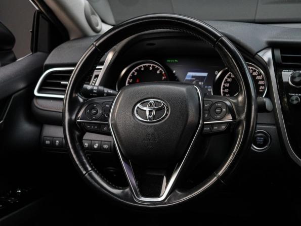 Toyota Camry VIII (XV70) с пробегом 2018 года, цена 2 870 000 рублей, 142322 км, седан, Автокод Объявления