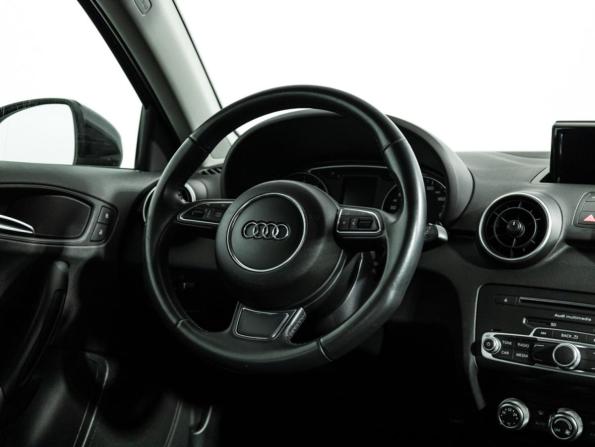 Audi A1 I (8X) Рестайлинг с пробегом 2015 года, цена 1 349 700 рублей, 110431 км, хэтчбек, Автокод Объявления