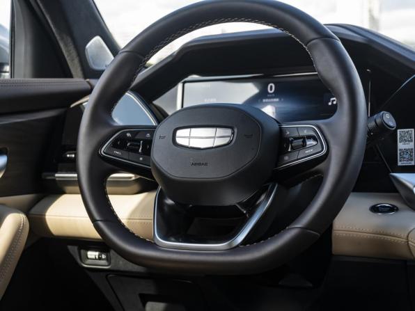Geely Monjaro I Рестайлинг (China Market) с пробегом 2024 года, цена 3 829 000 рублей, 10238 км, внедорожник, Автокод Объявления