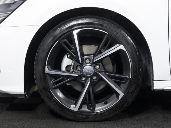 Audi A3 IV (8Y) с пробегом 2021 года, цена 3 073 000 рублей, 47780 км, хэтчбек, Автокод Объявления