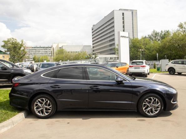 Hyundai Sonata VIII (DN8) с пробегом 2021 года, цена 2 898 000 рублей, 21900 км, седан, Автокод Объявления