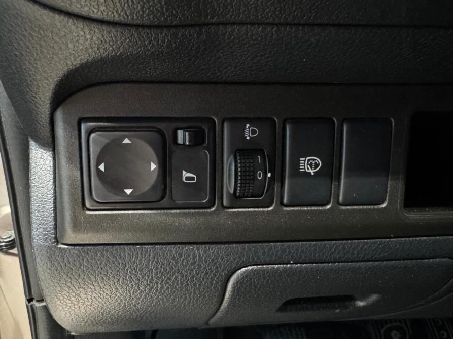 Nissan Note I Рестайлинг Волжский  - изображение 19