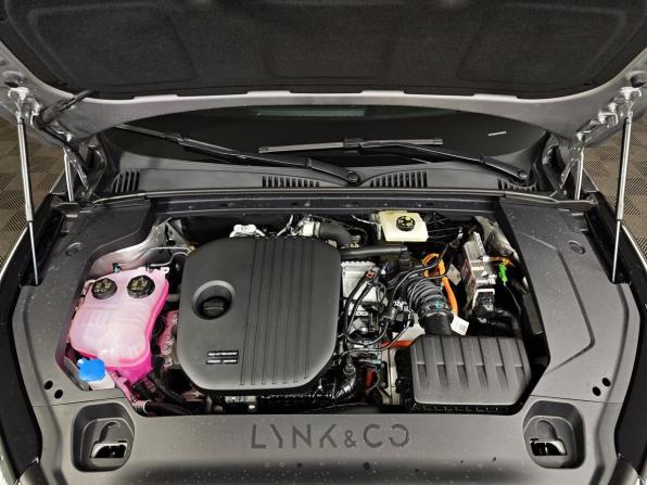 Lynk &amp; Co 07 I Рестайлинг с пробегом 2026 года, цена 5 750 000 рублей, 17 км, универсал, Автокод Объявления