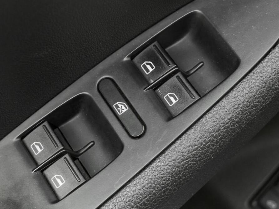Volkswagen Jetta VI Рестайлинг Екатеринбург  - изображение 21