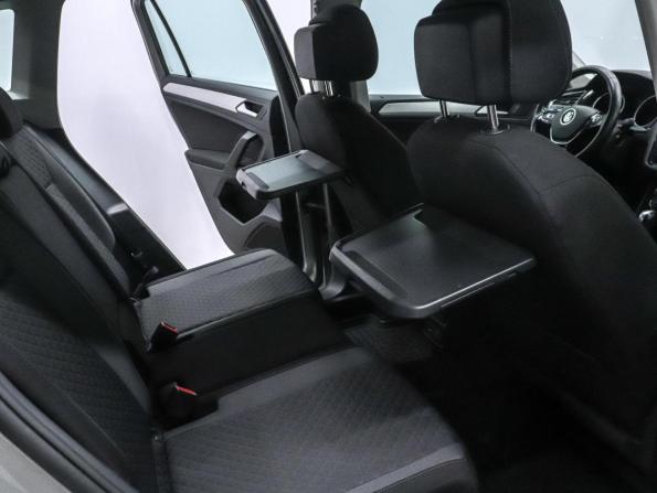 Volkswagen Tiguan II с пробегом 2020 года, цена 3 000 000 рублей, 25197 км, внедорожник, Автокод Объявления