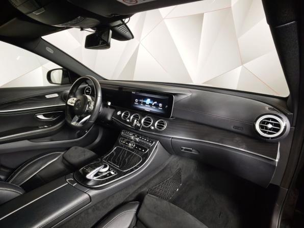 Mercedes-Benz E-Класс V (W213 S213 C238) с пробегом 2019 года, цена 3 331 000 рублей, 117262 км, седан, Автокод Объявления