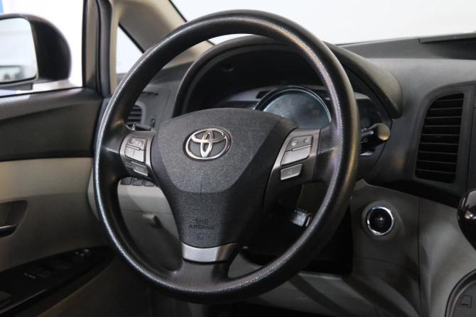 Toyota Venza I с пробегом 2010 года, цена 1 689 000 рублей, 140000 км, внедорожник, Автокод Объявления