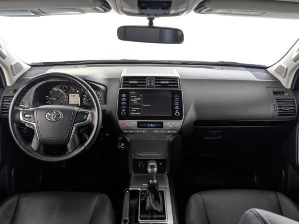 Toyota Land Cruiser Prado 150 Series Рестайлинг 3 с пробегом 2022 года, цена 7 950 000 рублей, 46151 км, внедорожник, Автокод Объявления