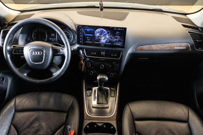 Audi Q5 I (8R) с пробегом 2010 года, цена 1 199 000 рублей, 276733 км, внедорожник, Автокод Объявления