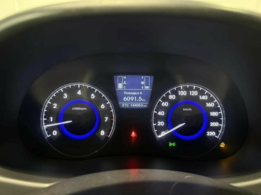 Hyundai Solaris I Рестайлинг Самара  - изображение 12