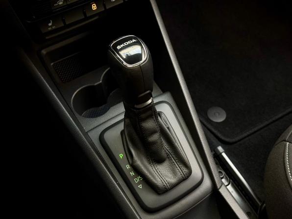Skoda Rapid II с пробегом 2021 года, цена 1 699 000 рублей, 69300 км, лифтбек, Автокод Объявления