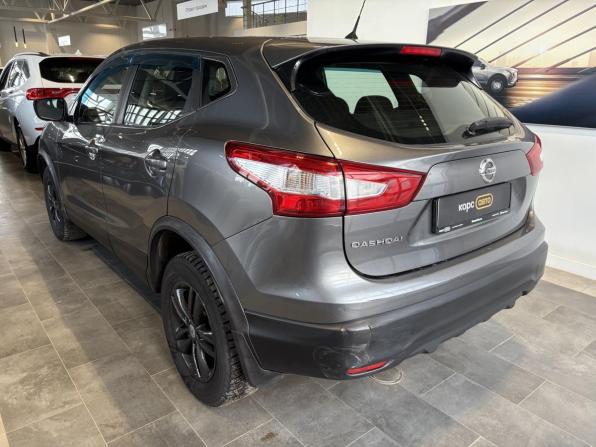 Nissan Qashqai II с пробегом 2016 года, цена 1 800 000 рублей, 51421 км, внедорожник, Автокод Объявления