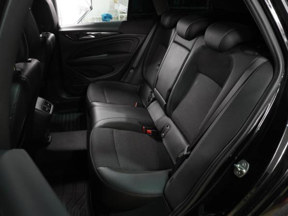 Opel Insignia II с пробегом 2018 года, цена 1 889 000 рублей, 169240 км, универсал, Автокод Объявления