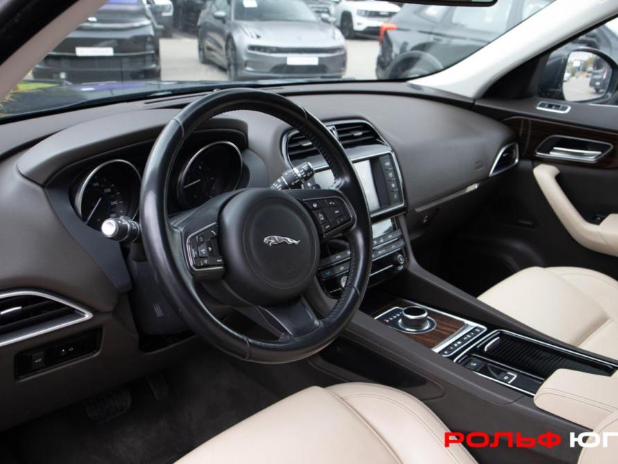 Jaguar F-Pace I Москва  - изображение 10