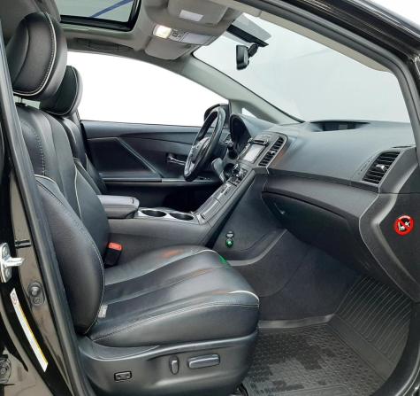 Toyota Venza I Рестайлинг с пробегом 2013 года, цена 1 769 000 рублей, 272276 км, внедорожник, Автокод Объявления