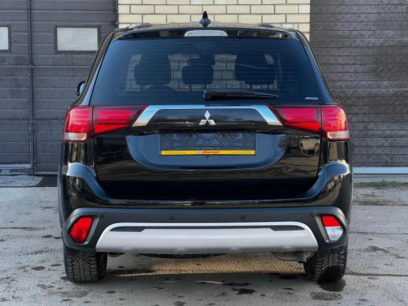 Mitsubishi Outlander III Рестайлинг 3 с пробегом 2019 года, цена 2 099 000 рублей, 128280 км, внедорожник, Автокод Объявления