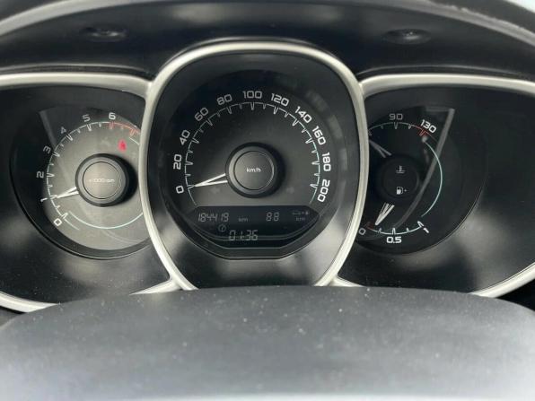 Lada (ВАЗ) Vesta I с пробегом 2017 года, цена 763 632 рубля, 183809 км, седан, Автокод Объявления