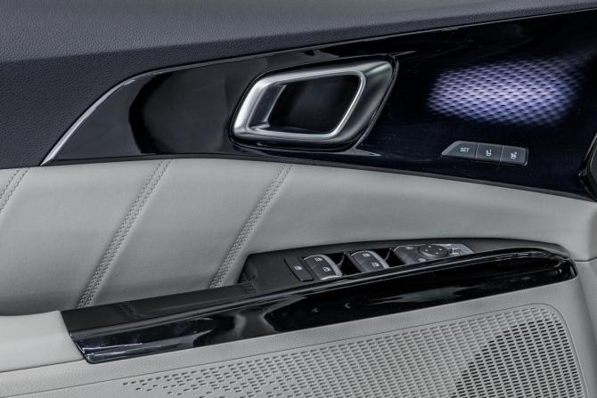 Kia Carnival IV с пробегом 2021 года, цена 3 480 000 рублей, 130649 км, минивэн, Автокод Объявления