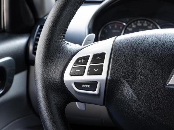 Mitsubishi Pajero Sport II Рестайлинг с пробегом 2015 года, цена 1 799 000 рублей, 200875 км, внедорожник, Автокод Объявления
