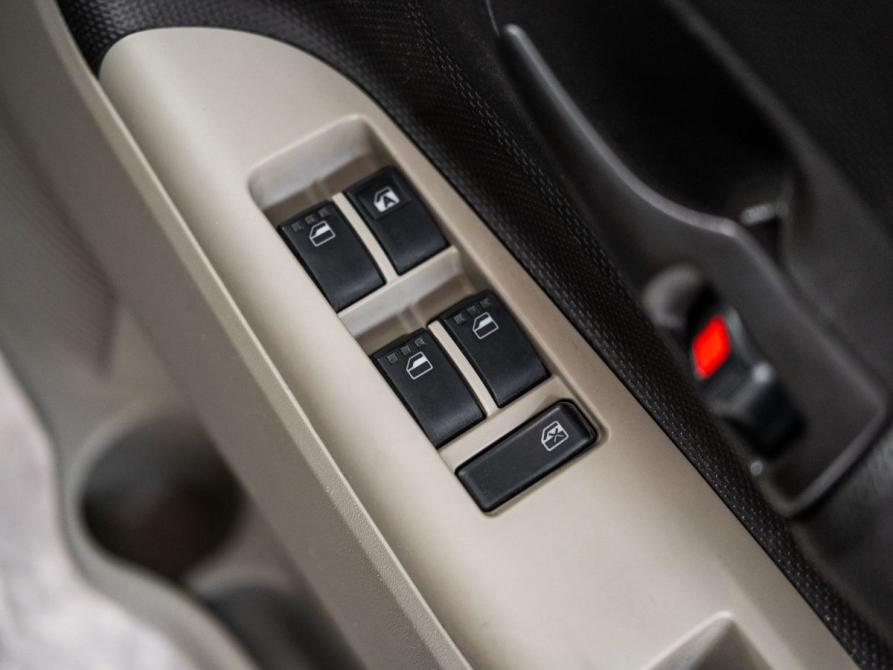 Toyota Passo Sette Иркутск  - изображение 14