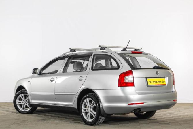 Skoda Octavia RS II Рестайлинг с пробегом 2012 года, цена 999 000 рублей, 281000 км, универсал, Автокод Объявления
