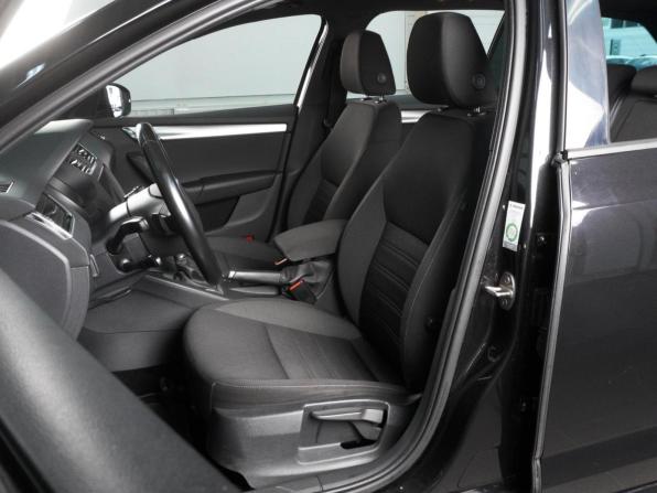 Skoda Octavia III (A7) Рестайлинг с пробегом 2019 года, цена 2 689 000 рублей, 189246 км, универсал, Автокод Объявления