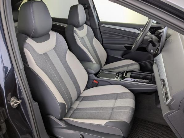 Volkswagen ID.4 с пробегом 2022 года, цена 2 850 000 рублей, 33113 км, внедорожник, Автокод Объявления