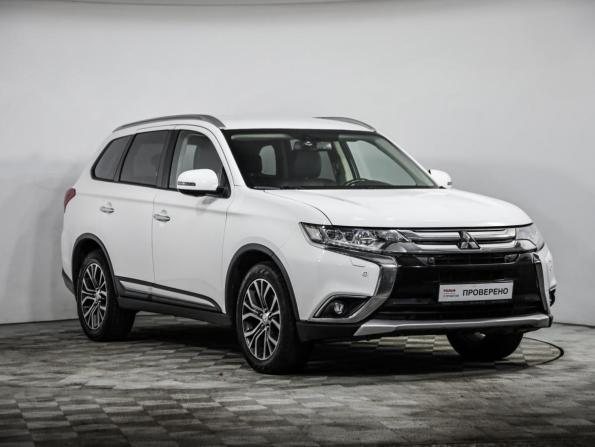 Mitsubishi Outlander III Рестайлинг 2 с пробегом 2017 года, цена 1 899 000 рублей, 174528 км, внедорожник, Автокод Объявления