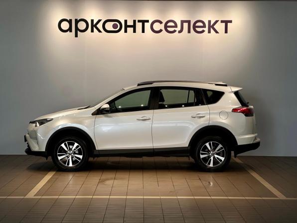 Toyota RAV4 IV (XA40) Рестайлинг с пробегом 2018 года, цена 2 190 000 рублей, 156593 км, внедорожник, Автокод Объявления