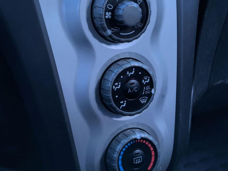Toyota Yaris II Мурманск  - изображение 22