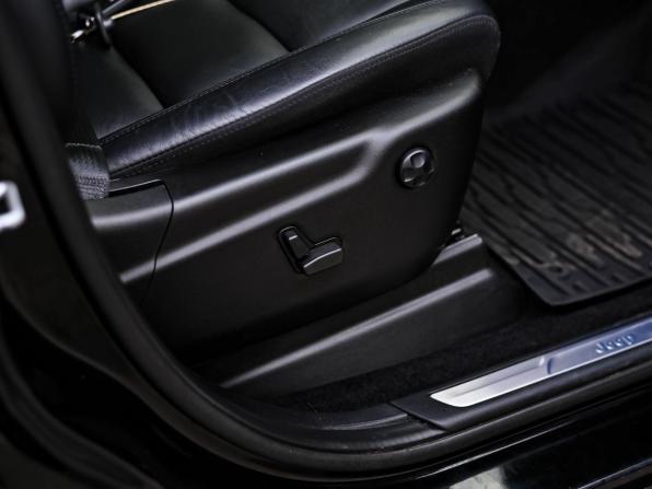 Jeep Grand Cherokee IV (WK2) Рестайлинг с пробегом 2021 года, цена 4 200 000 рублей, 115144 км, внедорожник, Автокод Объявления