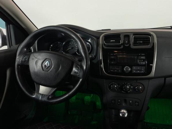 Renault Logan II с пробегом 2016 года, цена 765 000 рублей, 97931 км, седан, Автокод Объявления