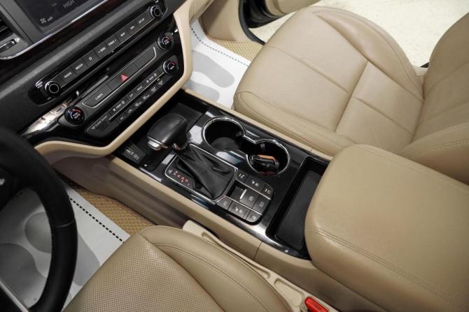 Kia Carnival III с пробегом 2018 года, цена 2 549 000 рублей, 159000 км, минивэн, Автокод Объявления