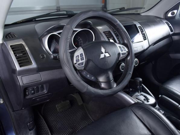 Mitsubishi Outlander II с пробегом 2008 года, цена 1 199 995 рублей, 265132 км, внедорожник, Автокод Объявления