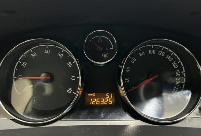 Opel Antara I Рестайлинг с пробегом 2012 года, цена 1 250 000 рублей, 126325 км, внедорожник, Автокод Объявления