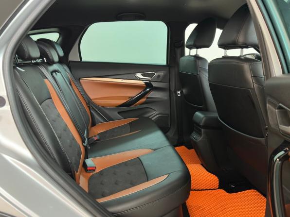 Lada (ВАЗ) Vesta I Рестайлинг (NG) с пробегом 2024 года, цена 1 340 000 рублей, 64088 км, универсал, Автокод Объявления
