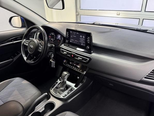Kia Seltos I с пробегом 2021 года, цена 2 399 000 рублей, 84241 км, внедорожник, Автокод Объявления