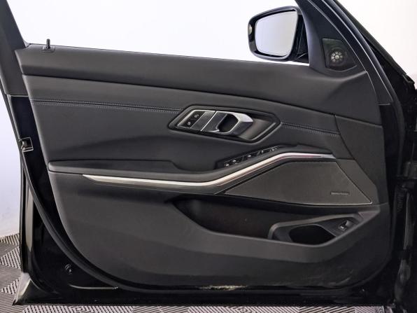 BMW 3 серии VII (G2x) с пробегом 2021 года, цена 4 365 000 рублей, 56327 км, седан, Автокод Объявления