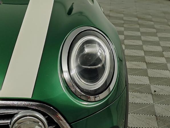 Mini Hatch III (F55/F56) Рестайлинг с пробегом 2021 года, цена 2 099 000 рублей, 99885 км, хэтчбек, Автокод Объявления
