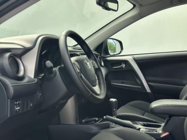 Toyota RAV4 IV (XA40) Рестайлинг с пробегом 2019 года, цена 2 130 000 рублей, 199819 км, внедорожник, Автокод Объявления