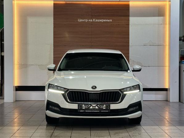 Skoda Octavia IV (A8) с пробегом 2021 года, цена 2 199 900 рублей, 106856 км, лифтбек, Автокод Объявления